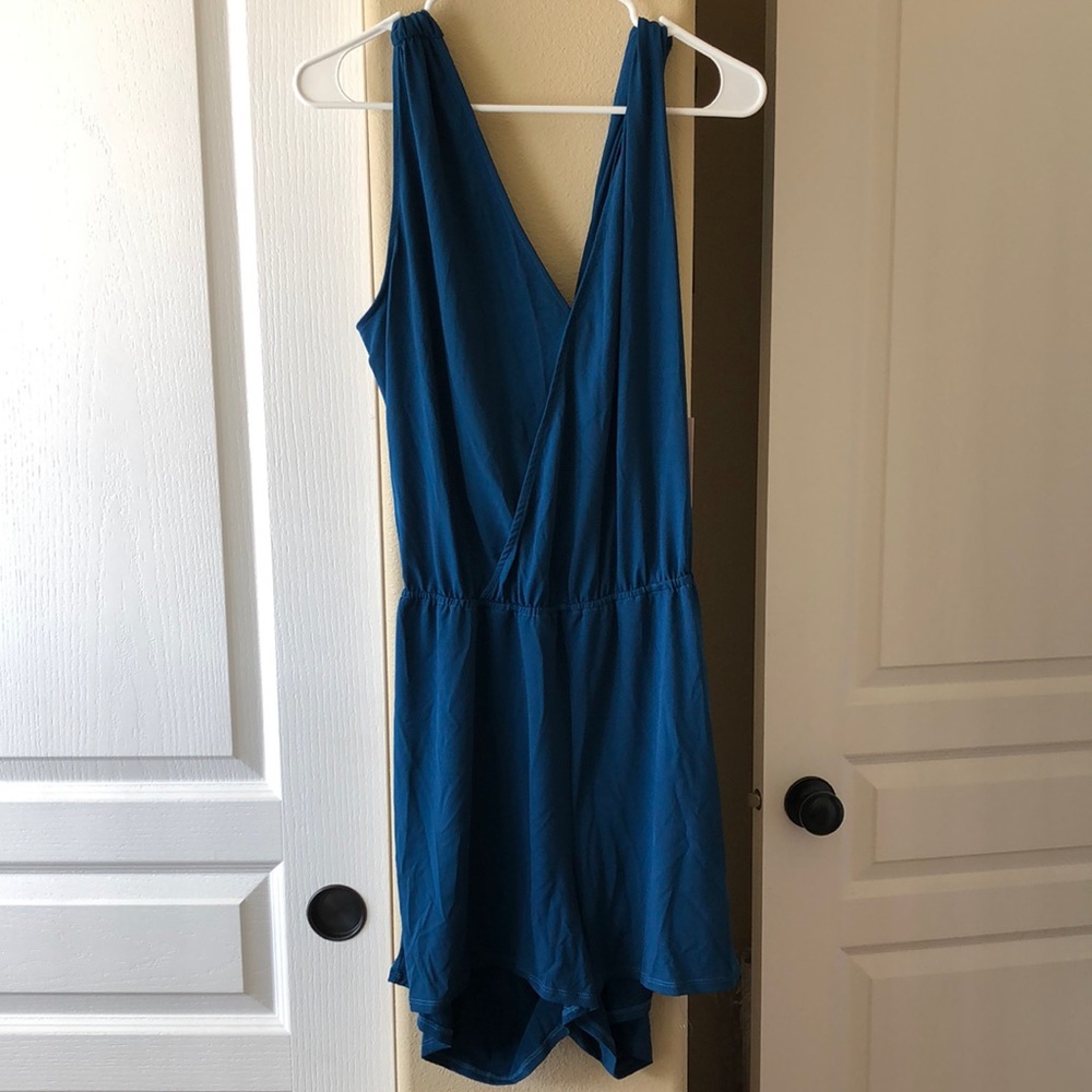 BRAND NEW WITH TAGS WOMENS SHORT ROMPER
